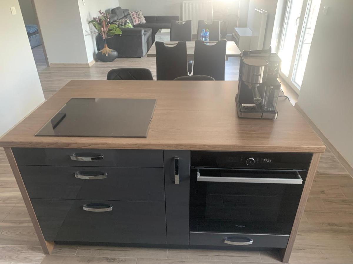 Klimatyzowany Apartament Z Miejscem Garazowym Gorzow Wielkopolski Bagian luar foto