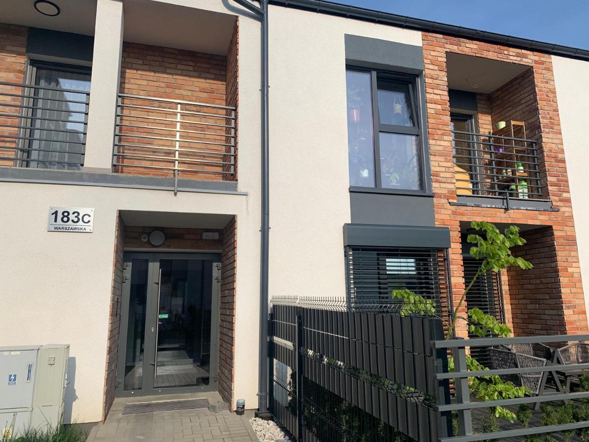Klimatyzowany Apartament Z Miejscem Garazowym Gorzow Wielkopolski Bagian luar foto